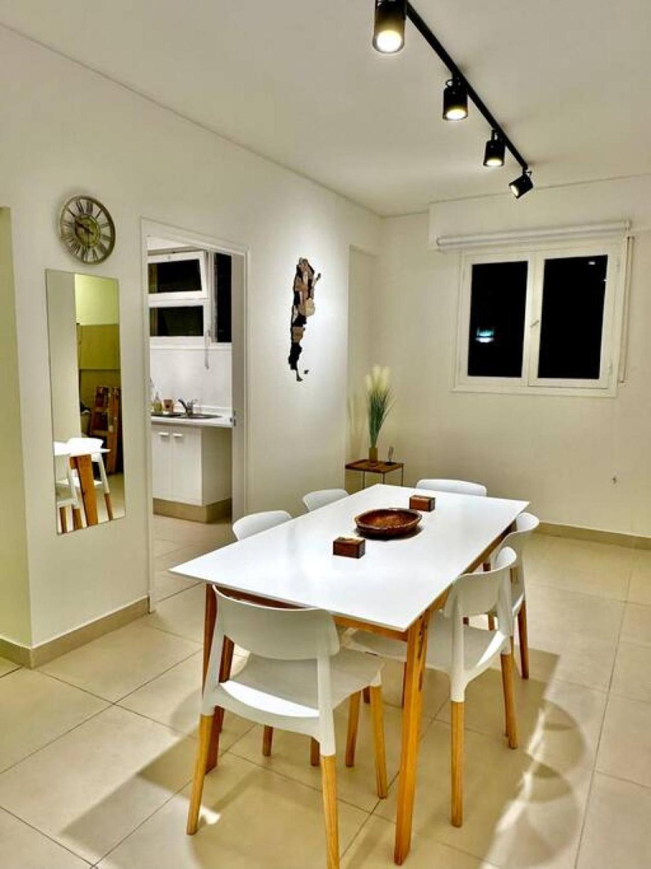 Apartment Departamento Centrico, Comodo Y Luminoso En 3 2 Banos Salta